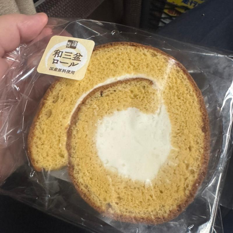 和三盆ロール(津田の松原サービスエリア上り)