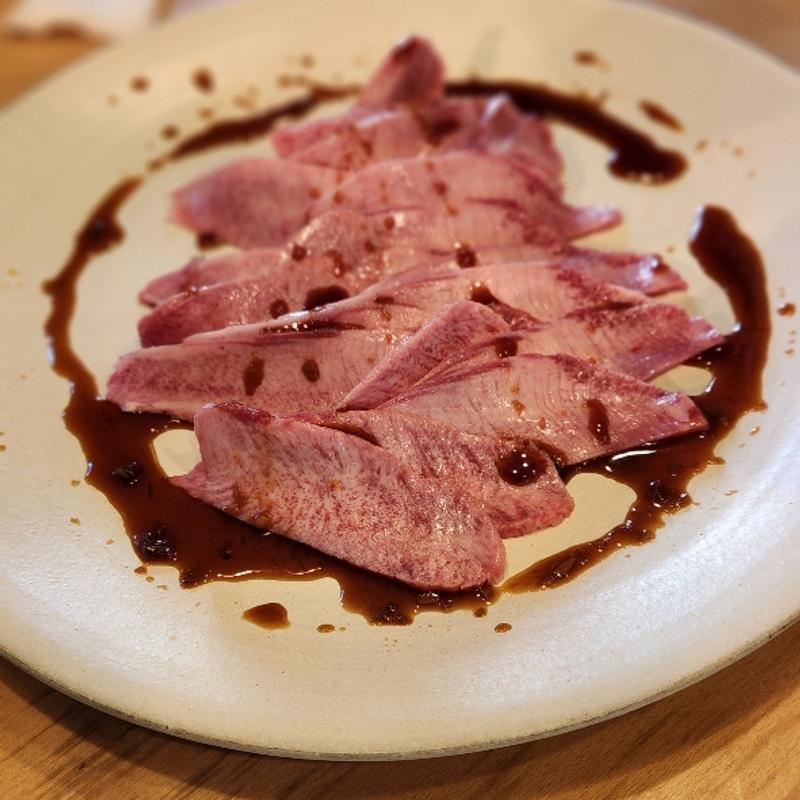 但馬牛 タン刺し(WAGYU 粋ru)