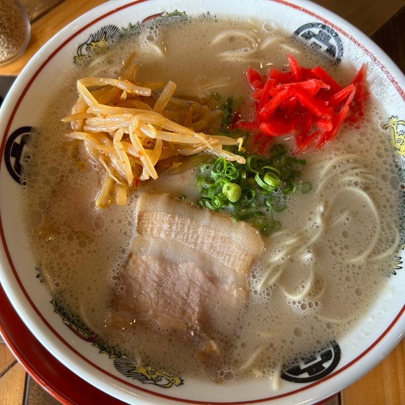 豚骨ラーメン(豚骨ラーメンまる·安 名護店)