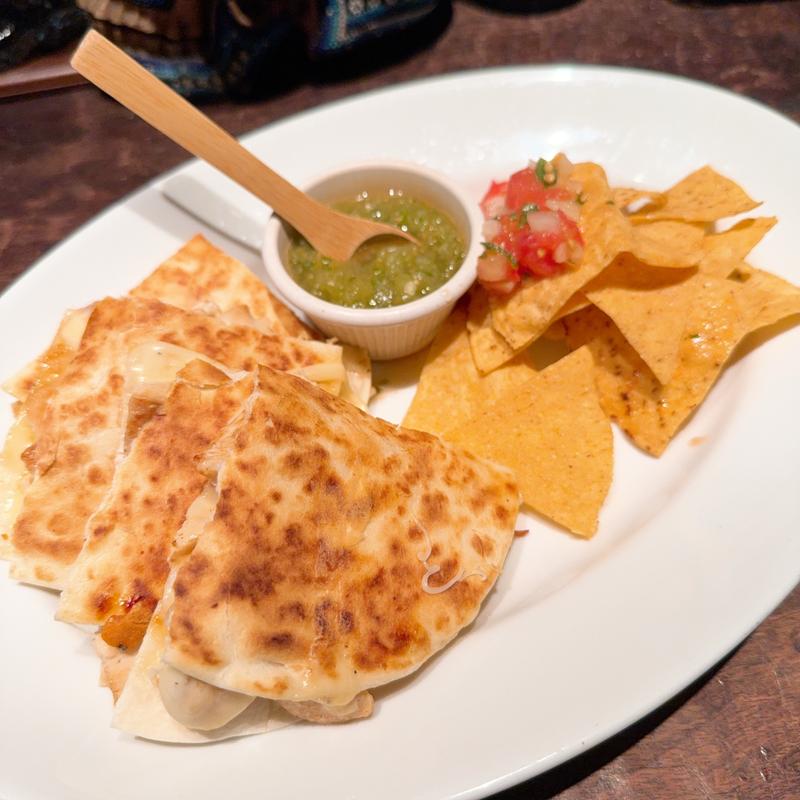 ケサディーヤ(Mi Familia（ミ ファミリア）)