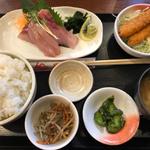 刺身定食(個室座敷完備 居酒屋 豊洲市場 安べゑ 町田駅店)