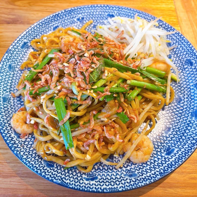 パッタイ(新宿ランブータン)