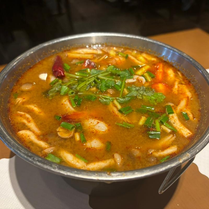 トムヤムクンM(ソムオー 新大久保店)