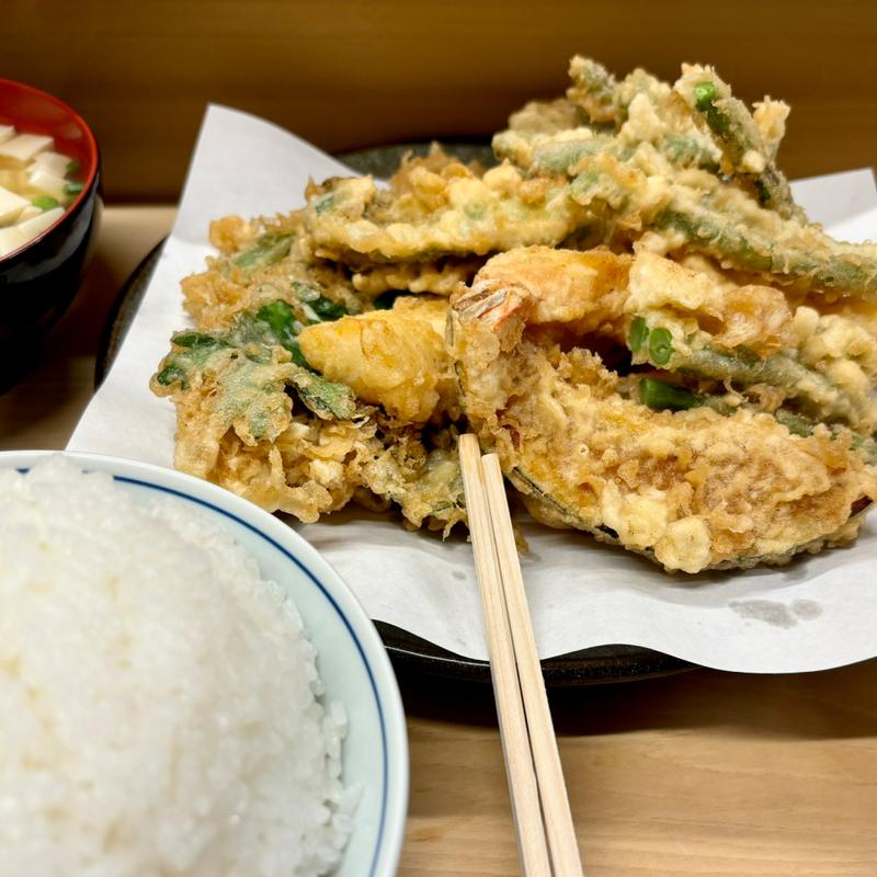 天ぷら定食（汁付）(いもや 本店 )