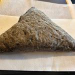 三角チョコパイ黒