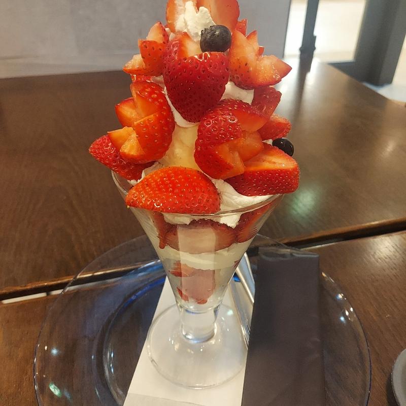 (まつもとフルーツトレピーニ ザザ店)