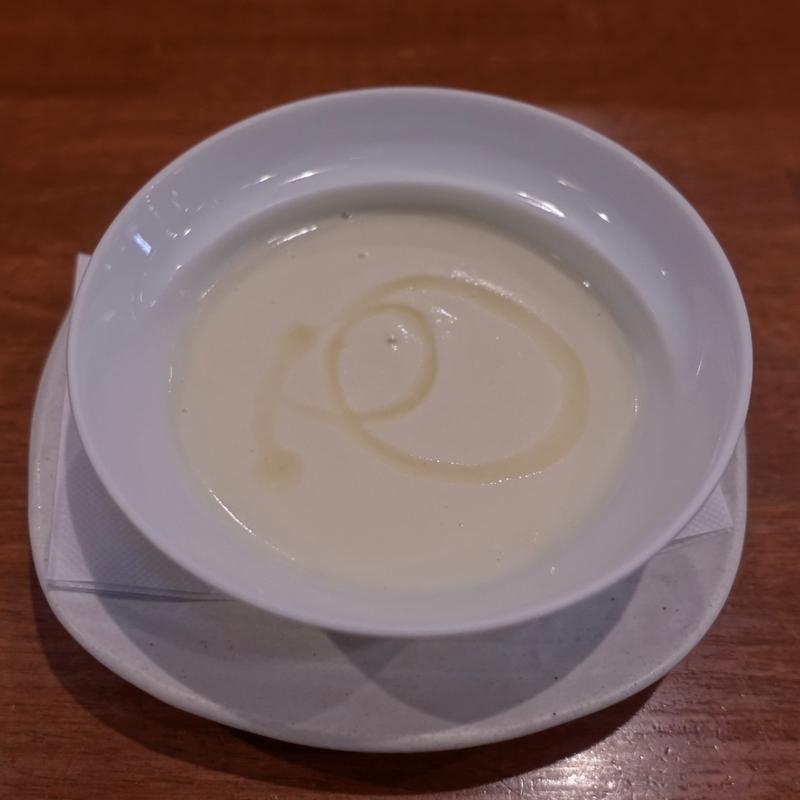 蕪のポタージュ(リストランテ 野呂)