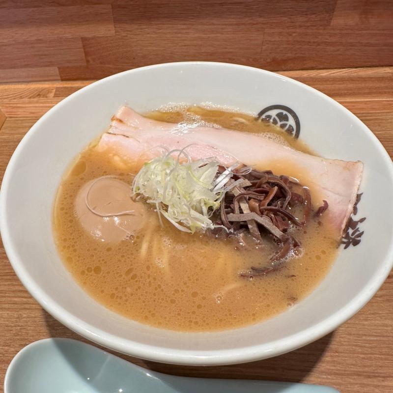 濃厚煮干しラーメン（味玉TP）(つけ蕎麦 津桜)