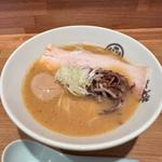 濃厚煮干しラーメン（味玉TP）