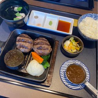 ハンバーグ2個(ハンバーグ かしわ野)