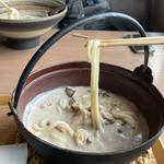信州きのこクリームのおうどん(つるとんたん UDON NOODLE Brasserie KARUIZAWA JAPAN)