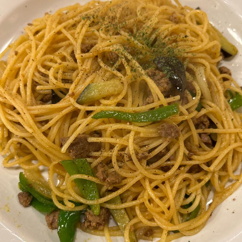 なすとひき肉のドライカレー(チロリン村 南2条店)