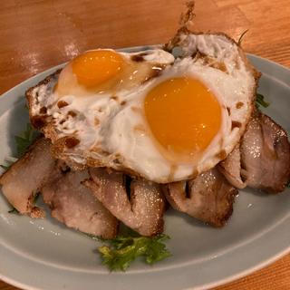 チャーシューエッグ定食(大衆中華 神出鬼没)