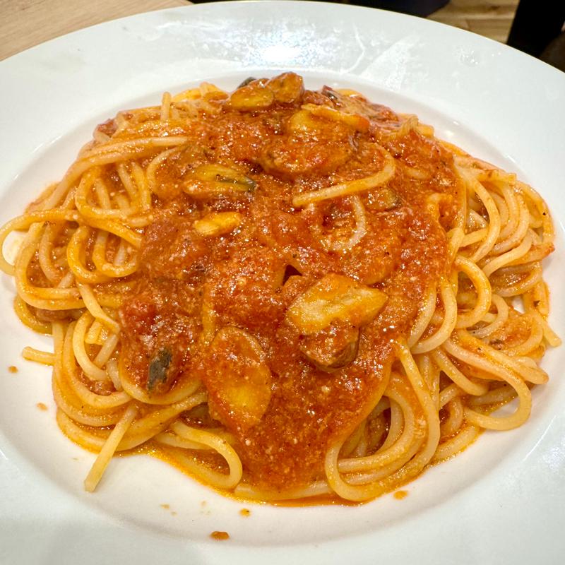 トマトとニンニクのスパゲッティ(カプリチョーザ なんばCITY店)