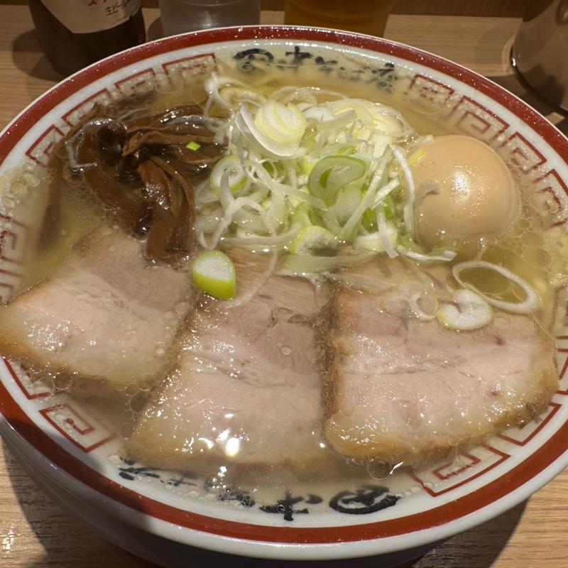 卵入り中華そば(中華そば専門 田中そば店 九段下店)