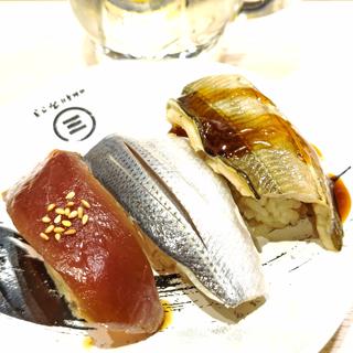 王道江戸前三貫盛(回転寿司みさき イオンフードスタイル港南台店)