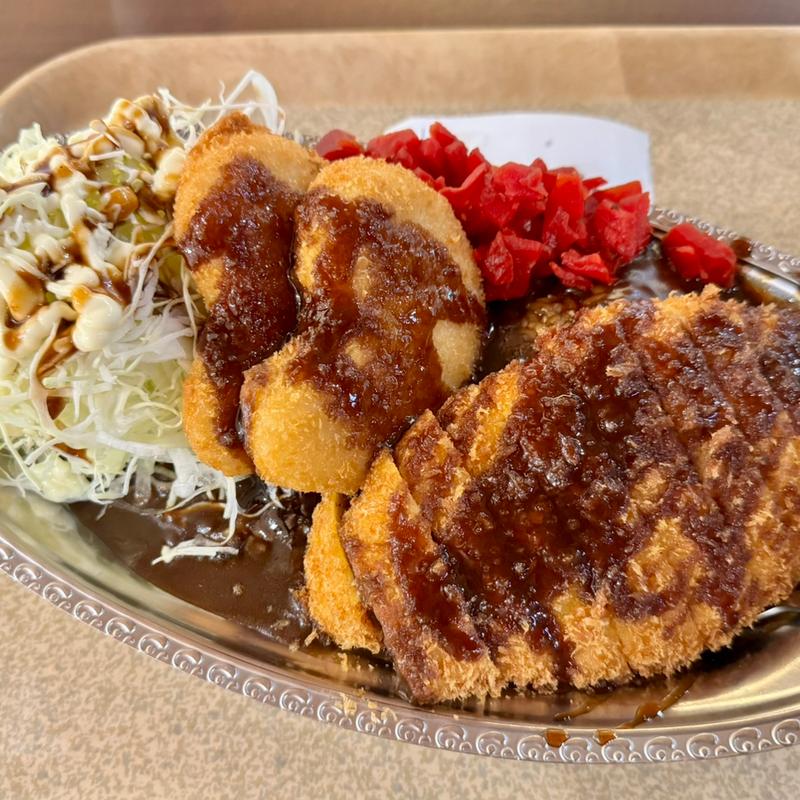 tチキンカツカレー　Lサイズ＋カニクリームコロッケ2個(ゴーゴーカレー Pasar羽生スタジアム)