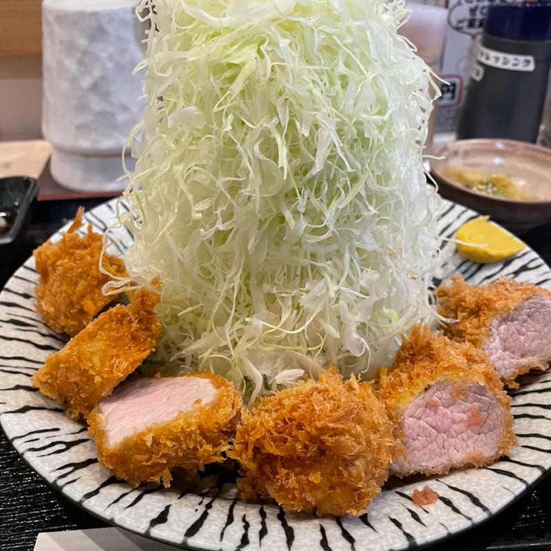 ヒレカツ定食(嬉嬉豚とんかつ「君に、揚げる。」池袋本店)