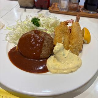Lランチ(五車堂)