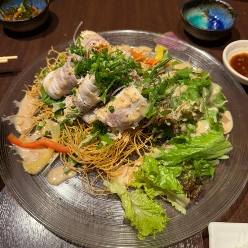 豚しゃぶサラダ(四季邸 日暮里駅前店)