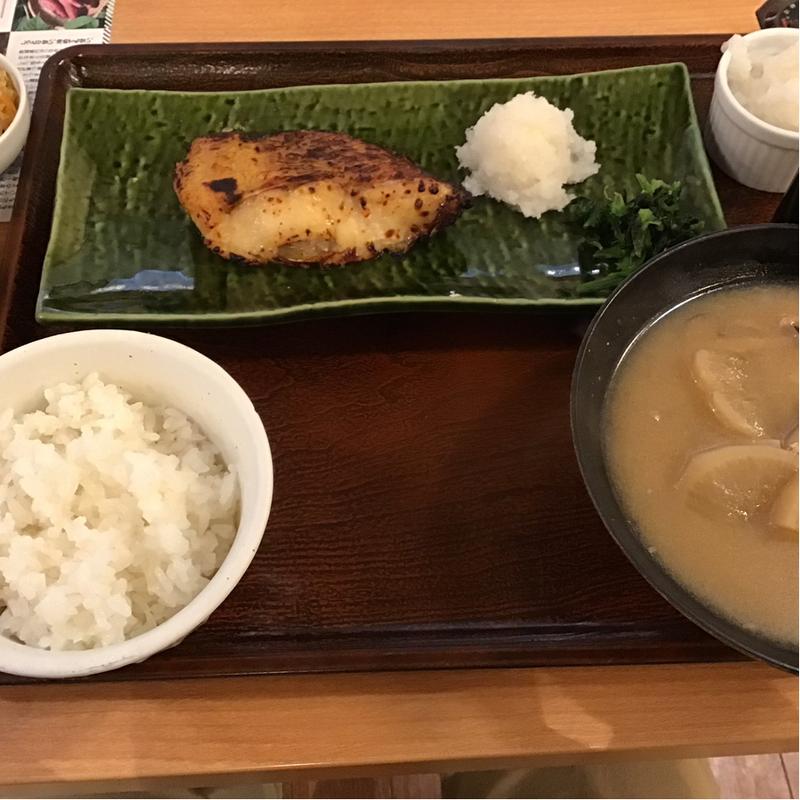 目抜けの柚子味噌漬定食(満天食堂 明石台店)