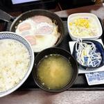 Wハムエッグ納豆定食(吉野家 中目黒駅前店 )