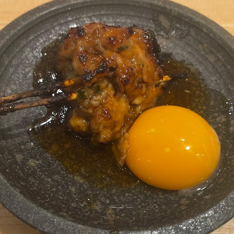 生つくね　鶏（卵黄）(大衆酒場2.0とぽす エキュートエディション横浜)