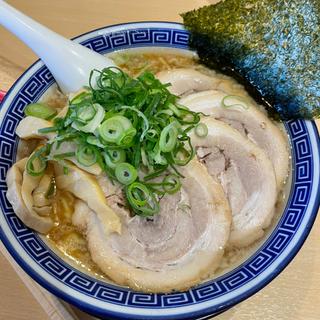 チャーシュー豚骨醤油麺(麺家くさび 盛岡南店)