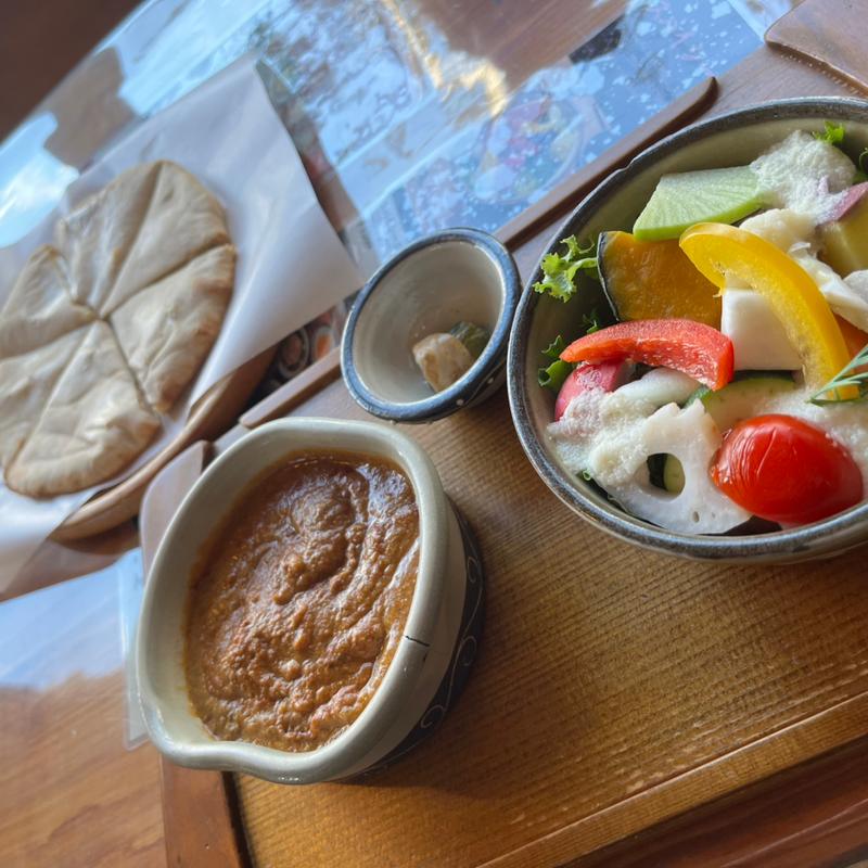 チーズナンセット（ポークマサラ）(三日月食堂)