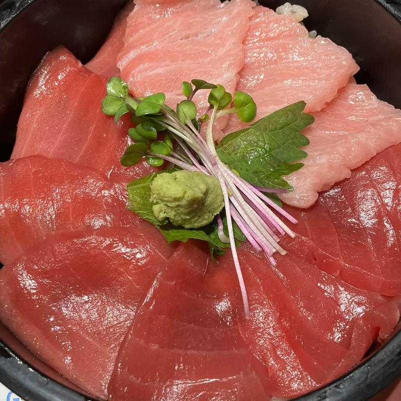 中トロと大トロの手桶寿司(近畿大学水産研究所 はなれ)