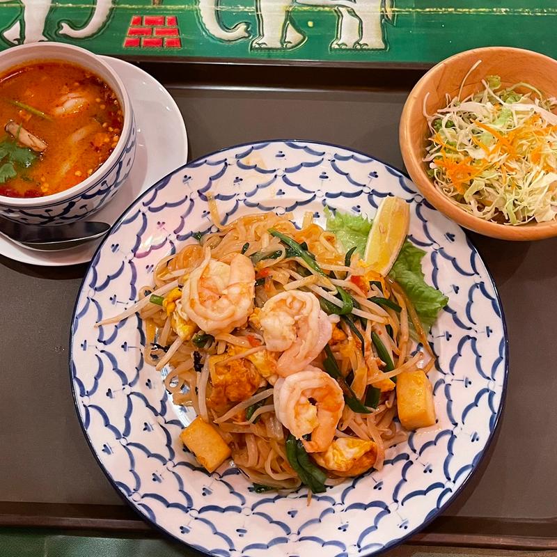 パッタイセット(辛くない)(お一人来店限定)(タイ式酒場 アロイチンチン)