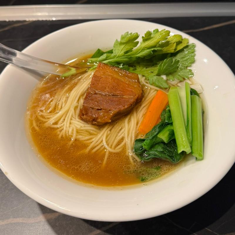 角煮らーめん(麺屋土竜 新浦安総本店)