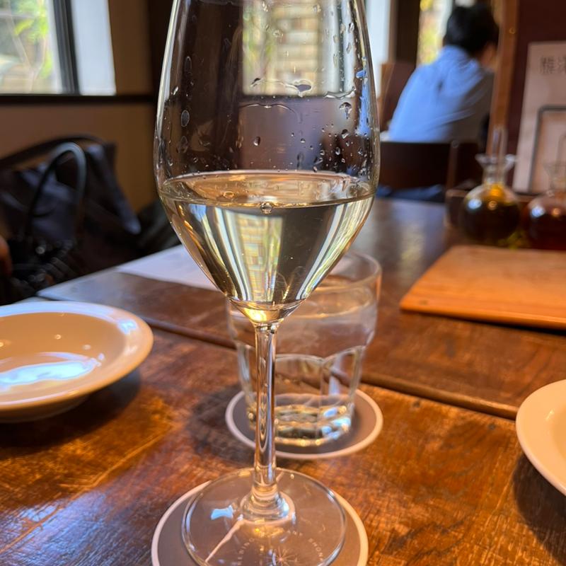 朝しぼり 吟望天青 無濾過生原酒 グラス半合(MOKICHI TRATTORIA)