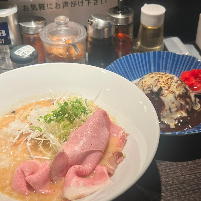 (中華そば十目一八食堂)