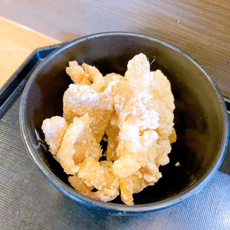 とり皮唐揚げ(つるり・さぬきうどん食堂 )