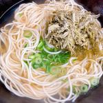 うーめん並（とろろ昆布トッピング）