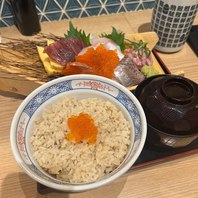 舟盛り丼(鮨・酒・肴 杉玉 神楽坂)