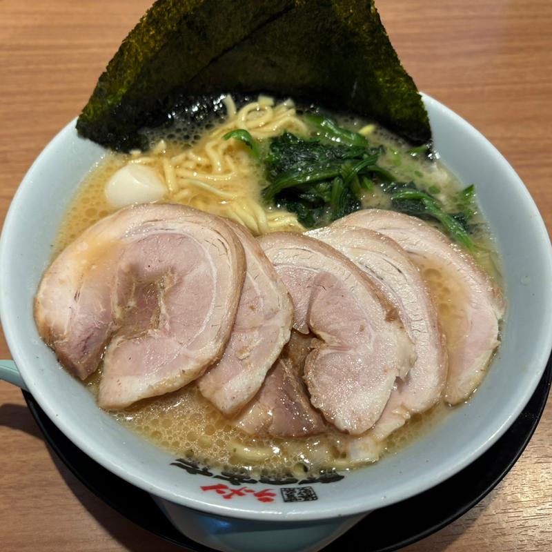 チャーシューメン(町田商店 保木間店)