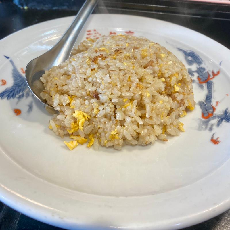 半チャーハン(珍々亭)