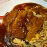 玉子ヨセ（ウインナートッピング）(そ〜れ あんかけスパ総本店)
