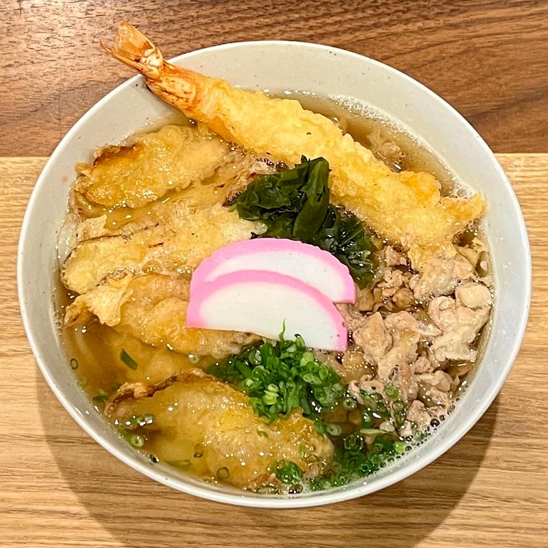 肉ごぼ天うどん(うどんスタンドたなか)