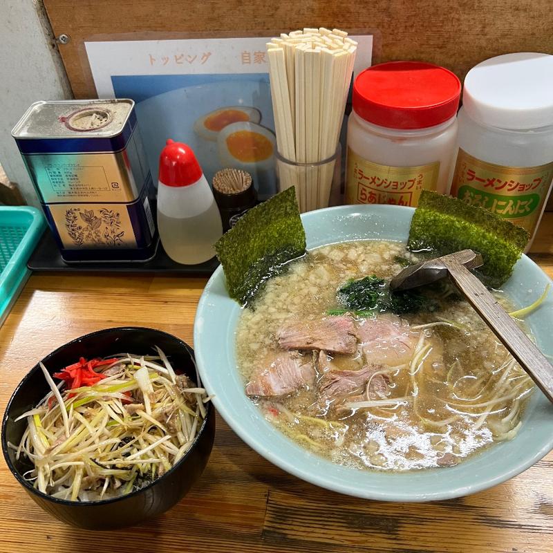 チャーシュー麺中　ネギ丼(ラーメンショップ椿 上彦川戸店)