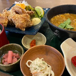 ミニカレーうどん 鶏の唐揚げセット(八尾温泉 喜多の湯)