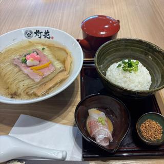 鯛塩らぁ麺と鯛茶漬け(鯛塩そば灯花 イオンモール岡崎店)