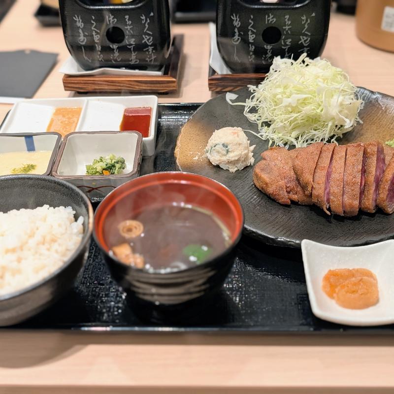 牛かつ定食　1.5枚(浅草牛かつ分店)