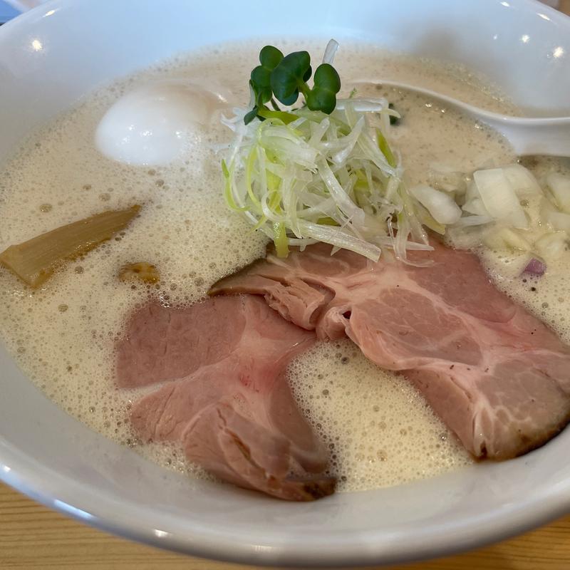 定番鶏白湯(三羽鴉 大和八木店)