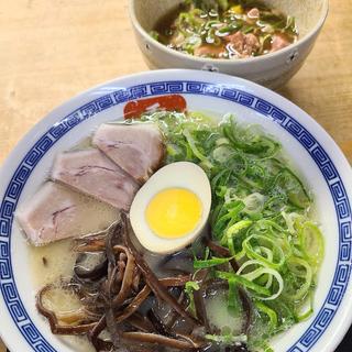 特製ラーメン 牛すじ(博多長浜ラーメン 呑龍)