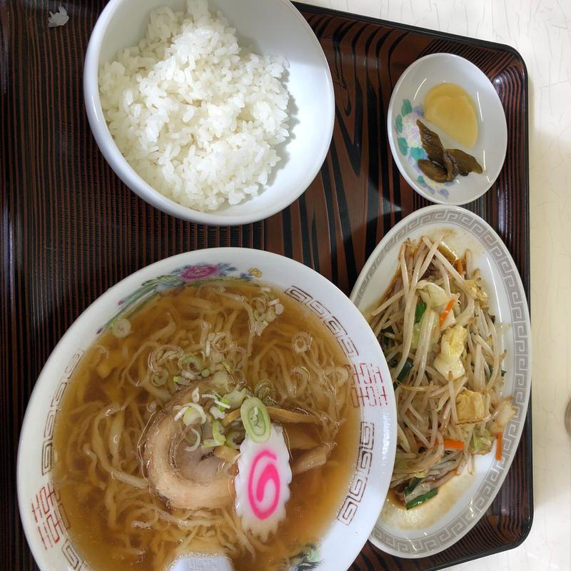 本日のランチ(手打ちラーメン だんち)