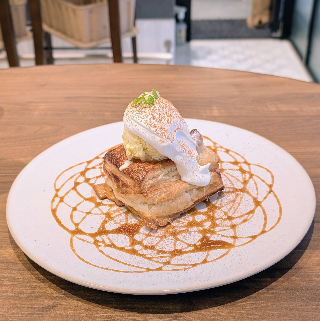 焼きたてアップルパイ(cafe to bar With (カフェとバー ウィズ))の