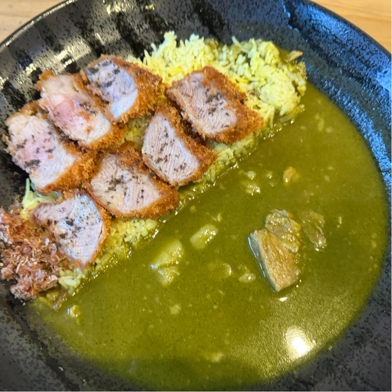 グリーンカツカレー(JapaneseSpiceCurry WACCA（ワッカ）)